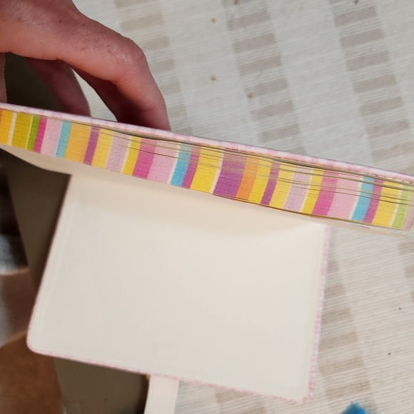 HELLO KITTY JOURNAL - Picture 3 of 3